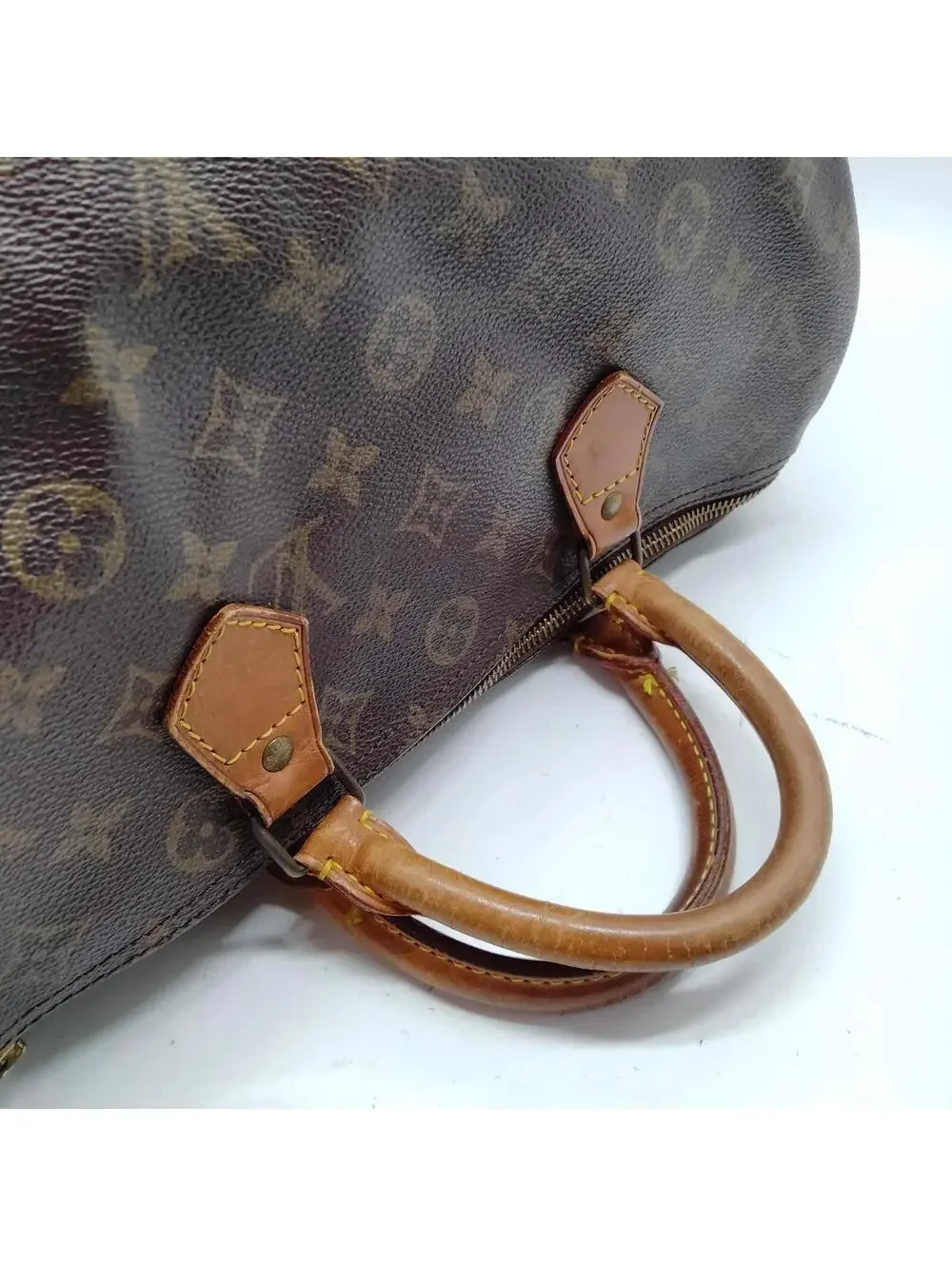 $1550 1990 Louis Vuitton Monogram Speedy 30 VI1900